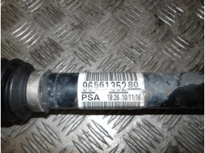 82703796-7e7c772acfa72f35de8bc713cc3b845cba1be573d7f7805cd5bdf4521ffa10a2_mtn.JPG 2