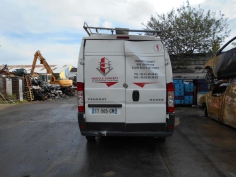 Vehicule-PEUGEOT-BOXER-III-FOURGON-TOLE-PHASE-1-2-2-2013-31231a8cf7e33d07f6b5411f6e6beb10120037eadee5f141983ac3c15f7cccd1.JPG