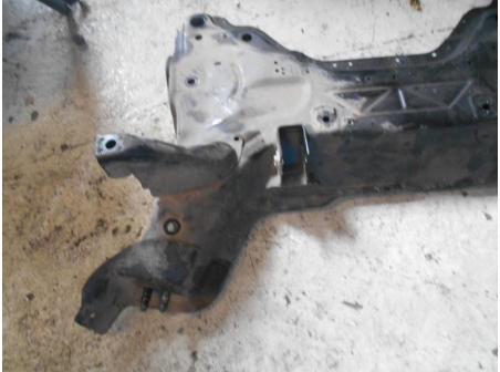 Piece-Berceau-avant-PEUGEOT-3008-Access-Diesel-fa80725ee967c35cec0f395406842766b81a25874ec6a42a7b492482212d07be.JPG