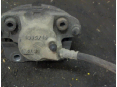 Piece-Etrier-avant-droit-(freinage)-DACIA-LOGAN-Prestige-Diesel-8f6185c2aed45c9090d85be5f80750469493dbbd19ed02ff2834f5f27cda10ef.jpg