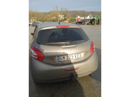 Vehicule-PEUGEOT-208-1-PHASE-1-2013-443847eb31fded48b23465a7d5d40028f44136a696f31d261dc3f8803d6d5794_mtn.jpg