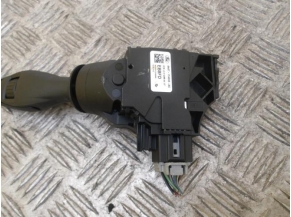 88638894-17d49e15-1a40-4a8e-a35a-3c4fc810533d-Piece-FORD-c37b6f4757a7cf60387a41e487a01206e294adbd96692fd4ee782cdb0150db06_m.JPG 2