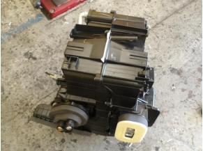 90408259-c37ee766-776b-4605-a19a-5af8559d8580-Piece-RENAULT-39454d70b512ea393e50eb0790c672f7796e317961e36e8ac9ca5593bd7b4b22_m.JPG 2