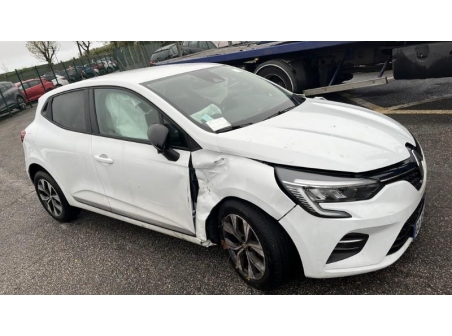 Vehicule-RENAULT-CLIO-5-2023-a6f296668f6d4865f35bfc9f4f73fa5073081b67a72cc7be587bc6e5dd0d4e48.jpg