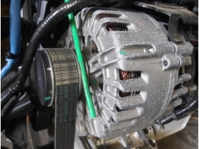 92092067-e6aeb1c7-0ab3-4a63-b9a5-6fa574e61b4c-Piece-RENAULT-acb651a08c5ebe80b88ea6dbb1b7885314101487a25abd7b60ca72f7e65c5fa8_m.JPG 2