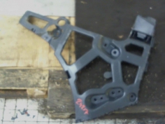 Piece-Support-aile-droit-RENAULT-MEGANE-III-PHASE-1-f803035979a1e79cd7747087cb2ef090aed828b0b8e481dac1e2372b2c4f1837.jpg