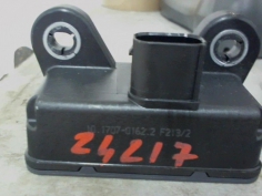 Piece-Capteur-RENAULT-MEGANE-III-PHASE-1-f9696e28a8562ddc84728b61ed63b0869fa6a9b64e09ec0f4cd939590ddaabc0.jpg 2