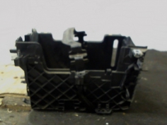 Piece-Coffre-a-batterie-RENAULT-MEGANE-III-PHASE-1-687d37085ab1030542850e2595f04f0b9124052fc00f226b9d5ce59d94a1be77.jpg 2