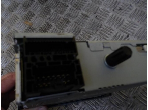 95882897-c5e05e12-3839-436b-86f5-dd7b295f1f64-Piece-RENAULT-82fdd7ef8daf743b7d5d2f833ffbdef6b68f510cfca9f56a28393c1497b880ab_m.JPG 2