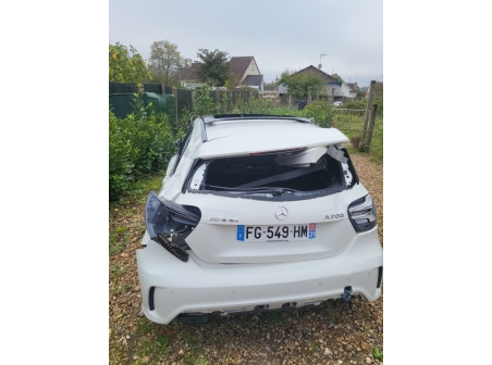 Vehicule-MERCEDES-CLASSE%20A%20176%20PHASE%202-2016-29767572e21f769f34311852e818b89747e0e20e5cf58a75938dee4c4cd99bed_o.jpg