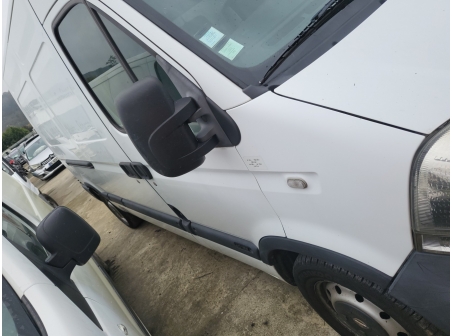 Vehicule-NISSAN-INTERSTAR%201%20PHASE%202-2010-d3dd9963b8aa6ef20a9d6df8b4e2b4a681b14676d5fd0c02558bfe75b79e5ca6_o.jpg