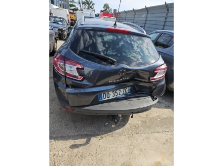 Vehicule-RENAULT-MEGANE%203%20PHASE%203%20BREAK-2015-2f9545dc011f39fdb117eb34167b4f34586b5534a566582d5bafba5035d2b9f5_o.jpg