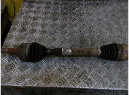 97557417-c5dd0c92-7b3b-4fe5-a303-d374eed6dffb-Piece-RENAULT-1e0d4e179257c8f4c951d8bcf70716b3f4e07f80ea25717edb453bee4973f565_m.JPG