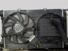 Piece-Radiateur-eau-AUDI-A4-(8E2-8E5-8H)-A4-AVANT-2001-Diesel-1bb926c34d139396ba1fcc3318b2d39c158f2b016db68c53305567a994d1f927.jpg 2