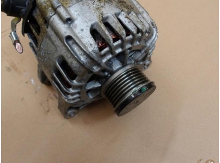 99520900-0e15b38b-534c-485a-84e5-cf917332d330-Piece-PEUGEOT-daac18236b092ba6c96497bd2590700040b8e3e336fedf2a4c9662a8dec08a8f_m.JPG