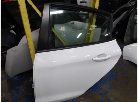 100103418-d0ccec6b-4153-468a-b17b-1a7d8b09dc03-Piece-PEUGEOT-8b932a297a6cd09a4d8475c7dfe82836d8d8c64055a58e87cd53fb6a56fb5f31_m.JPG