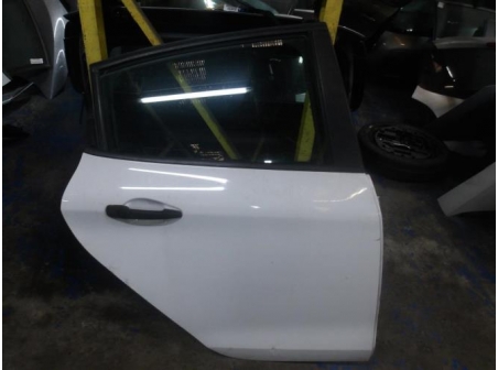 100482487-33680d93-0354-4e07-ad62-6ed1475702cd-Piece-PEUGEOT-af48f7e3bbb4861353a83816b6ef13fdf5af87ebd8ee67aa79b0c251faaf3f8c_m.JPG