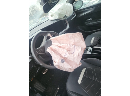 Vehicule-OPEL-MOKKA%202-2023-e0b9b2017d538d25886386e2d301d102d8fb8c5a8d911df9190dceb6b5a1e117_o.jpg