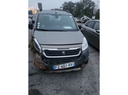 Vehicule-PEUGEOT-PARTNER%202%20PHASE%203-2016-d37fdca2a00d21b03f8923cef16062d2718b043557b897562d84382774edaa26_o.jpg