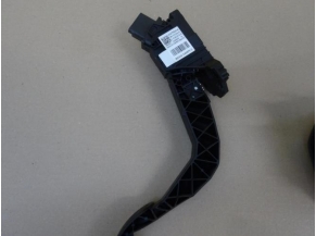 102244779-9bcc3f6e-fe5e-449e-beaf-bd5f9675032c-Piece-PEUGEOT-e72f1d9afd0ce3f10e89e588d5f139d4ff6ca72a746f447778a367106c075316_m.JPG