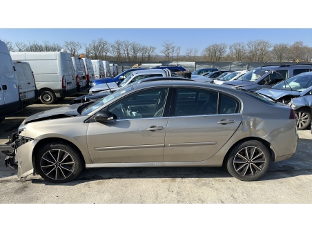 Vehicule-RENAULT-LAGUNA%203%20PHASE%203-2014-b896f440dbe631b72131411de6a4f78cb44c12e506c16c9b9104dc0741803d97_o.jpg