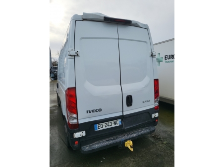 Vehicule-IVECO-DAILY%206-2017-05f979bcf5fd04b1ed85c462d69626dc4c09e922b822de0586cbdffac0c3defd_o.jpg