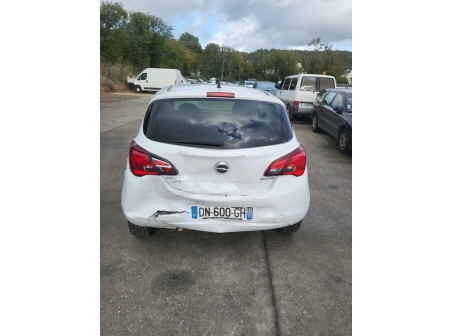 Vehicule-OPEL-CORSA%20E-2015-8240c40f5fe53e0f7fcaa7150b256720eeb58d0d44add03010a04a37c456e729_o.jpg