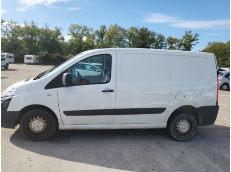 Vehicule-CITROEN-JUMPY%202-2012-d9e84bd40c4b9124617a9a1276632c94fca64124494e9b643772bd26d0fe6e10_m.jpg