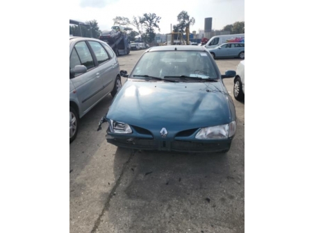 Vehicule-RENAULT-MEGANE%201%20PHASE%201-1996-ae23e7ca699f0b08a71d60ebe534fdb2ae585c250f39a3cf4553adc4c39aba59_m.jpg