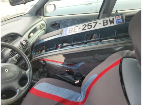 Vehicule-RENAULT-MEGANE%201%20PHASE%201-1996-2889c1bfa22186d6b4f122e7eaa4688e2a374be75d93b6e9fe2c34c1ab34c7fb_m.jpg