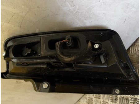 103818959-5338cde9-4aae-4706-9ab7-066805017610-Piece-Feu-arriere-principal-gauche-FIAT-PUNTO-EVO-3-14i-8V-00140ee5cf5dda5d84b1fde58347d5c366eba15348e28e39308e4e5a74f78556_m.JPG