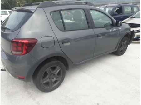 Vehicule-DACIA-SANDERO-2-PHASE-2-2017-f04df3db9db68d93689580e63c4ba442aabece57abc86674223ad3c3fc960d5a_mtn.jpg