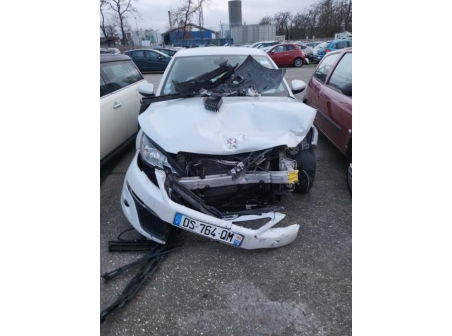 Vehicule-PEUGEOT-308%202%20PHASE%201-2015-a4ab0fb2aee00ffe849977fe639c11d30453e6299c28058cc2fb08d60e98121b_m.jpg