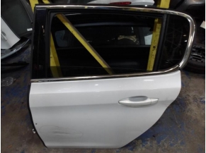 103991181-b073df97-3302-4cc0-a4b2-be431fdb2578-Piece-Porte-arriere-gauche-PEUGEOT-39e48ee4a92eccbe6e78db16c2757dfcf75594518abf0cd7609b48cbb12ae08a_m.JPG