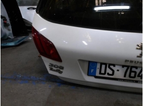 103993967-84717752-ca99-4484-96f6-05fc65b9bd85-Piece-Malle-Hayon-arriere-PEUGEOT-308-2-PHASE-1-12-PURETECH-12V-TURBO-73ff6c5378fbc47a98fe5304ea2202a19d976c78d7a11555eb88dbadd756f48f_m.JPG 2