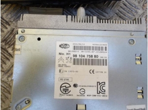 103997263-94ccc683-1847-4a00-acc0-df0d68e7158d-Piece-Autoradio-dorigine-PEUGEOT-308-2-PHASE-1-12-PURETECH-12V-TURBO-8325283c02556134009ad6621f378299320d97ae740bc5a144df5f931f89e77c_m.JPG 2