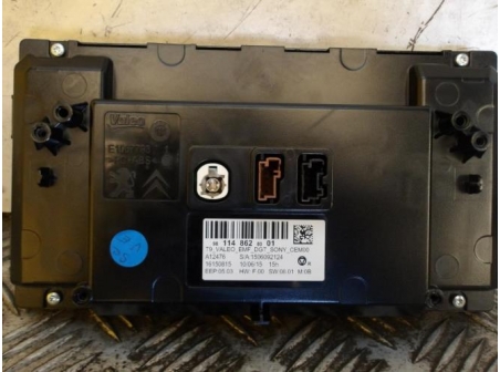 103997263-de58447d-beb4-489b-86b4-655ecdb016d1-Piece-Autoradio-dorigine-PEUGEOT-308-2-PHASE-1-12-PURETECH-12V-TURBO-ead19a218e00b1df07c8f130c38c2078b1a6f3c212225b778e12bfa3aa983fa2_m.JPG