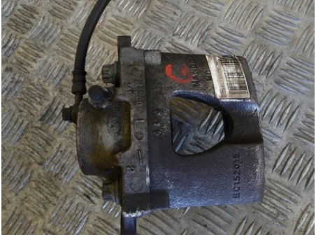 104002424-41e37770-77e1-4c1d-b369-f69a052b5630-Piece-Etrier-avant-gauche-PEUGEOT-b5c08b461f47151dd5b90b7e115270a92b27e3231c449ddadca984f398543b57_m.JPG