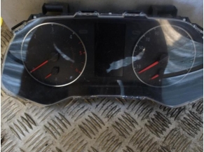 104055929-f7de376a-10fa-4bbc-bc73-dcbdc3a735c4-Piece-Compteur-RENAULT-3e41a11f00c0218aae605f0a1fdc0380355fe02f8b4330aa384e6d39285aa8c0_m.JPG