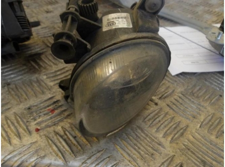 104133407-c58c7fb1-e91c-4373-83ef-4f4640edca5f-Piece-Anti-brouillard-gauche-AUDI-4795c5348eebf5952fde805f80a93837c90604f3a2ea4116d1fd3652568bf4f6_m.JPG