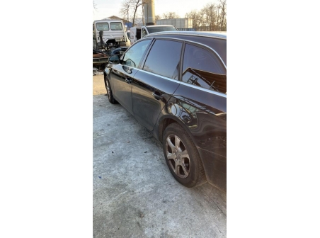 Vehicule-AUDI-A4%203%20AVANT%20PHASE%201%20BREAK-2008-abda12d6e3d25755765a7e66abce3e393e721519423bd80f82e8efd70efb51e6_m.jpg