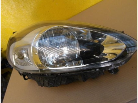 104287188-5f755885-8015-4b5e-b87f-c79f24f78adb-Piece-Optique-avant-principal-droit-a0c7085d10e074dfe9f0e19c093909ced9d73bd40cc39d225e57b1f5e16a700f_m.JPG