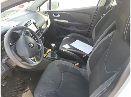 Vehicule-RENAULT-CLIO%204%20PHASE%202-2018-c0707f6e7a2bb4d559cad4aaa53806dd4d22198b529709779b560425d283b03b_m.jpg