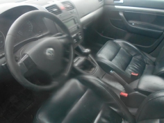 Vehicule-VOLKSWAGEN-GOLF-V-1-9-2005-f0b8811f35fa0e53693c83f273fec109cb78c43777cb6aceb720597fafa402c3.JPG 2