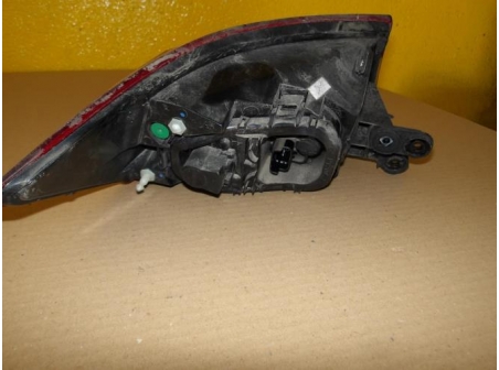 104367484-b578b036-5f50-4b06-83ec-dc5066cf8639-Piece-Feu-arriere-principal-droit-RENAULT-c2fdb0b65ae53c1efbe17a6d2b4e6caa15e704ec64a4a8cc48b5444582b6b3ac_m.JPG