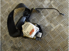 104389011-cb3ee823-f43f-4e13-9586-3a0db9ec469d-Piece-Ceinture-arriere-gauche-AUDI-5f11e7ac7e9687aed19621d5e84ae3098530985f0007017a70149f7adb75726e_m.JPG 2