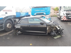 104390521-a0578e50-3c09-45bd-9955-7b112961cc1a-Piece-Air-bag-rideau-droit-AUDI-5fe21ce772b8401c8cdb92d00bf16bb1de6c73d8938eddd97ecb2e65810989ad_m.JPG 2