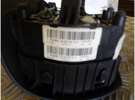 104466993-547d9801-7af6-4b86-995b-feaa7d38b2c5-Piece-Air-bag-conducteur-PEUGEOT-27bcc6daaee4b78f31add466a639abbba2f62ba3f28fd269edc1ede40f165104_m.JPG