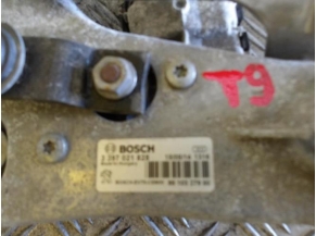 104467309-bc33faf7-8d3e-40c3-9d20-90a7b0812887-Piece-Moteur-essuie-glace-avant-PEUGEOT-59cb2fa573b1fec958d98edf0d47dbd2c690ac57371d543c95bcaefb8ee3eeff_m.JPG 2