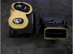 104473123-087e9d23-e85c-4c64-b5b3-f2c63336f0f7-Piece-Bloc-chauffage-AUDI-c0858bdeaa1e80debfdfbf06d521da2095a5b6ce229f624e7ab9010dfb95fb65_m.JPG